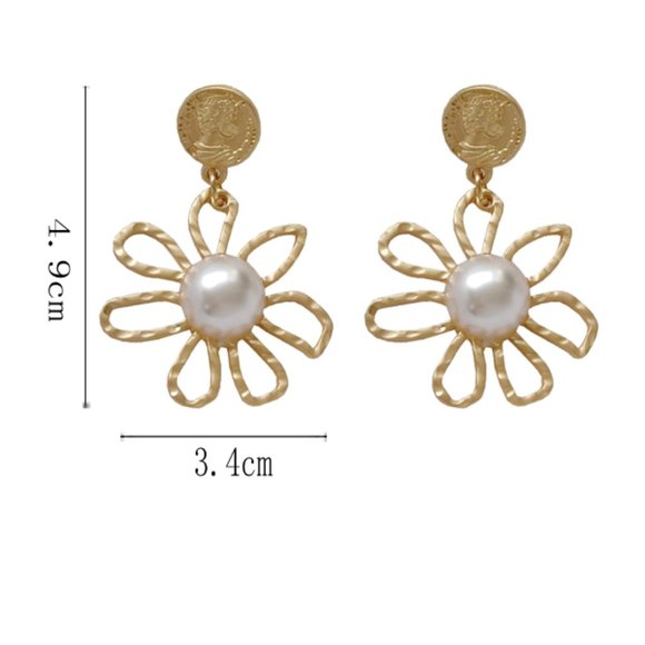 💙💕LAST ONE Sterling Faux Pearl Earrings - Picture 6 of 9